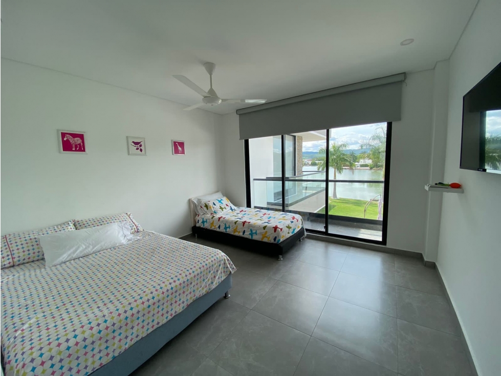 VENTA CASA LAGOS DEL PEÑOL GIRARDOT — foto 4