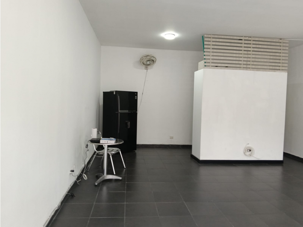 ALQUILER LOCAL COMERCIAL 66M2 SAN FERNANDO CALI SUR