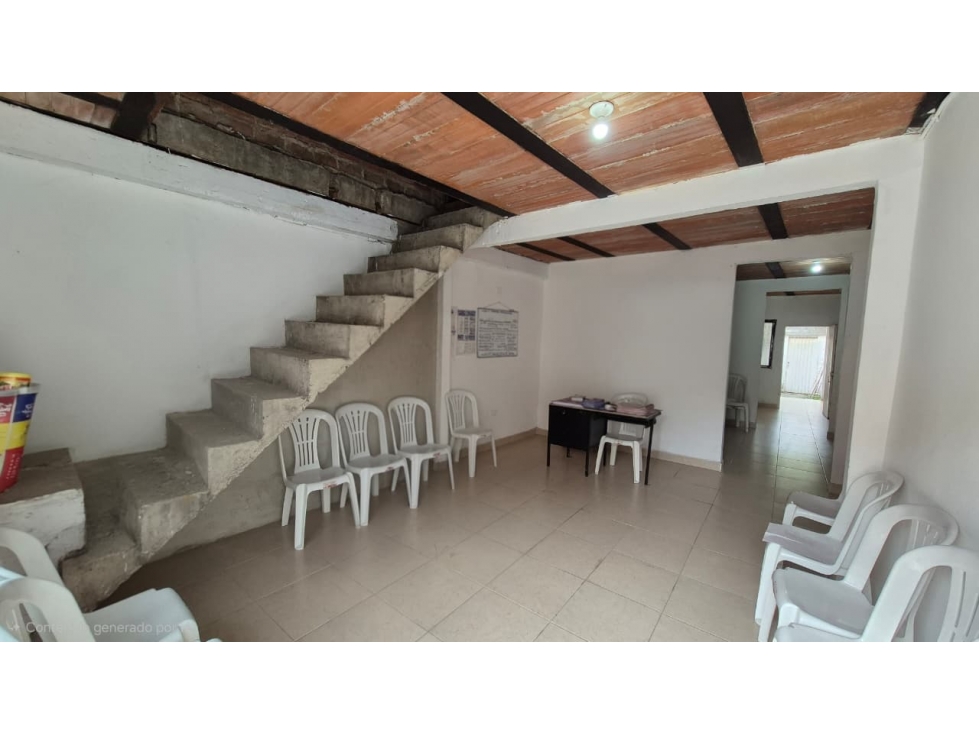 VENTA DE CASA (103MT2) EN FLORIDA SOBRE VIA PRINCIPAL - 1