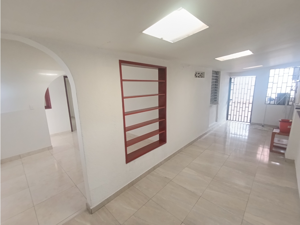CASA EN VENTA AMPLIA BARRIO VIPASA RESIDENCIA O NEGOCIO - 3