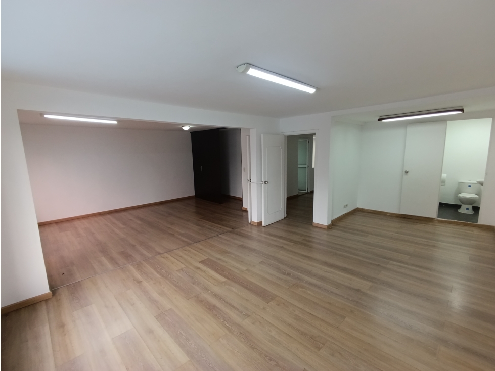 CASA COMERCIAL EN VENTA STA MONICA RESIDENCIAL CONSULTORIOS U OFICINAS