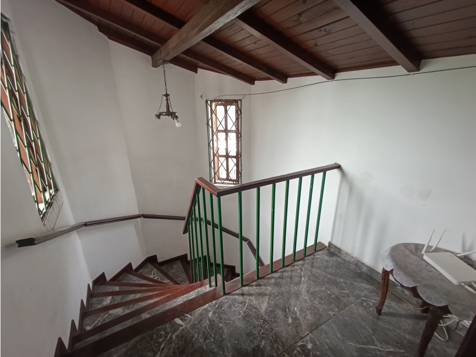 CASA EN VENTA LOS ALAMOS 2 NIVELES