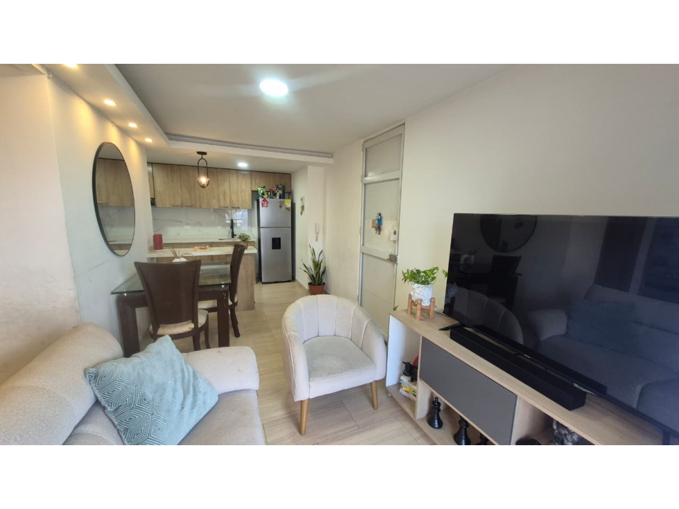 VENTA DE APARTAMENTO (52MT2) EN EL POBLADO CAMPESTRE - PRIMER PISO — foto 2