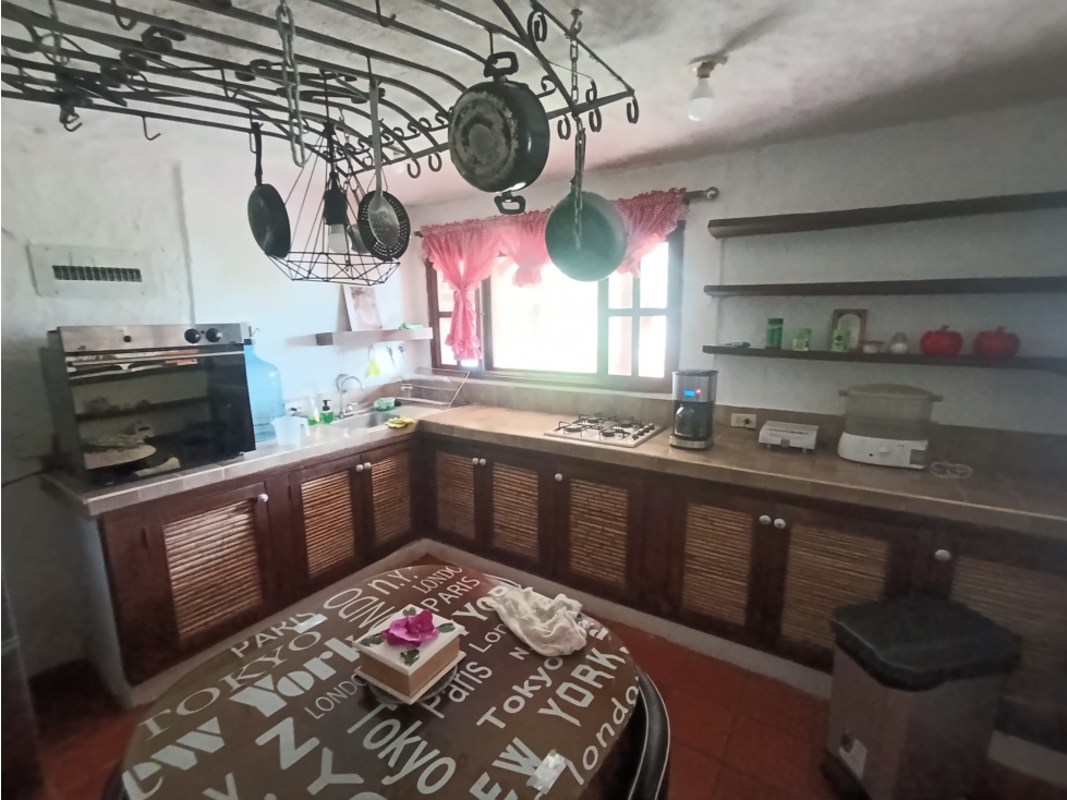 LOTE CON CASA CAMPESTRE RENTANDO EN MEDIO DAPA 330M2 - 2