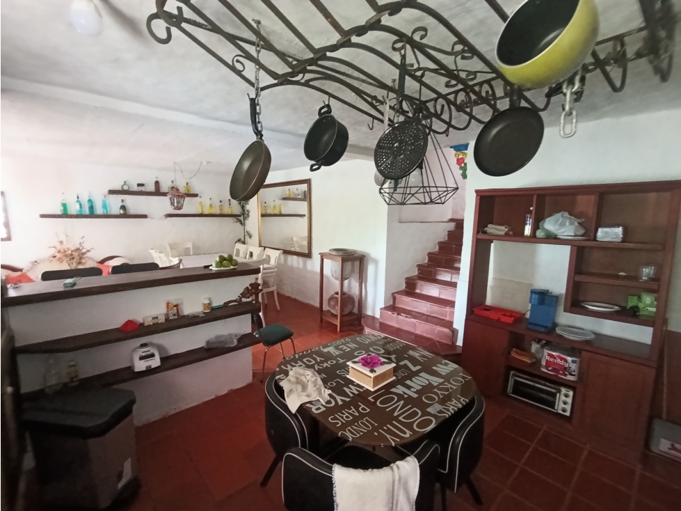 LOTE CON CASA CAMPESTRE RENTANDO EN MEDIO DAPA 330M2 - 3