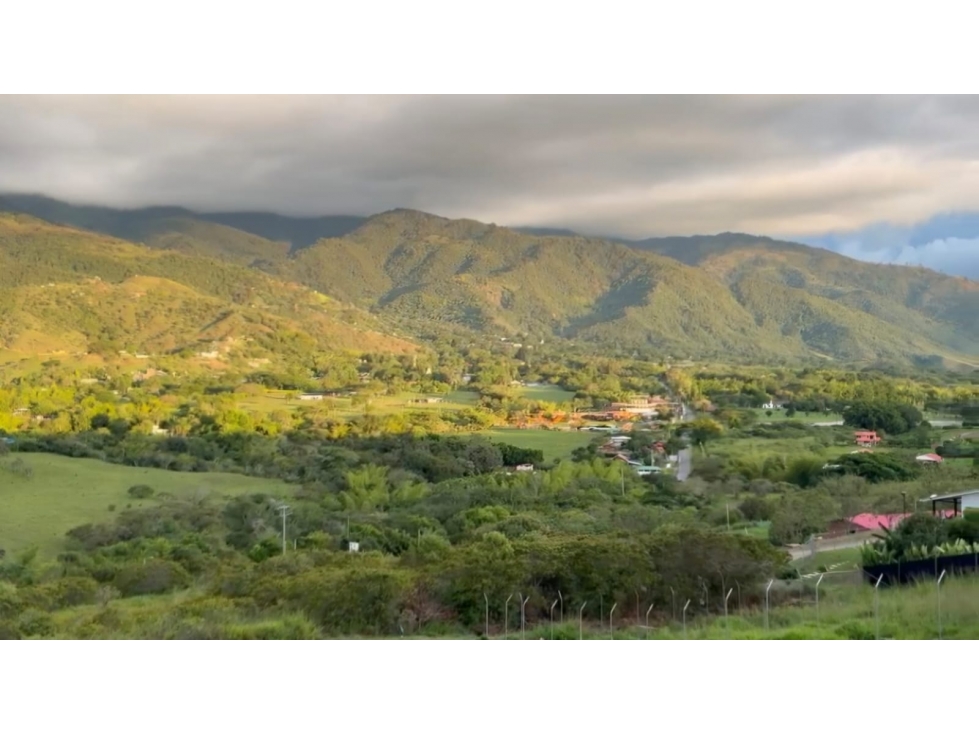 VENTA LOTE CON VISTA A LAS MONTAÑAS-CONDOMINIO-LA BUITRERA (PALMIRA) — foto 4
