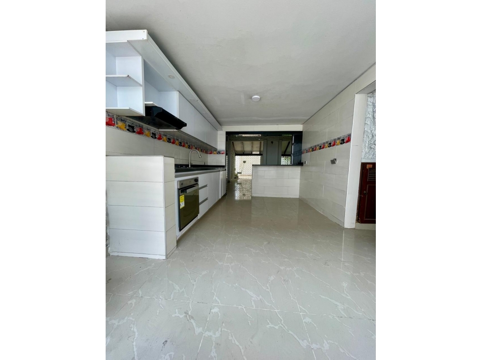 CASA EN VENTA VIPASA CALI NORTE 2 NIVELES 252M2 — foto 2