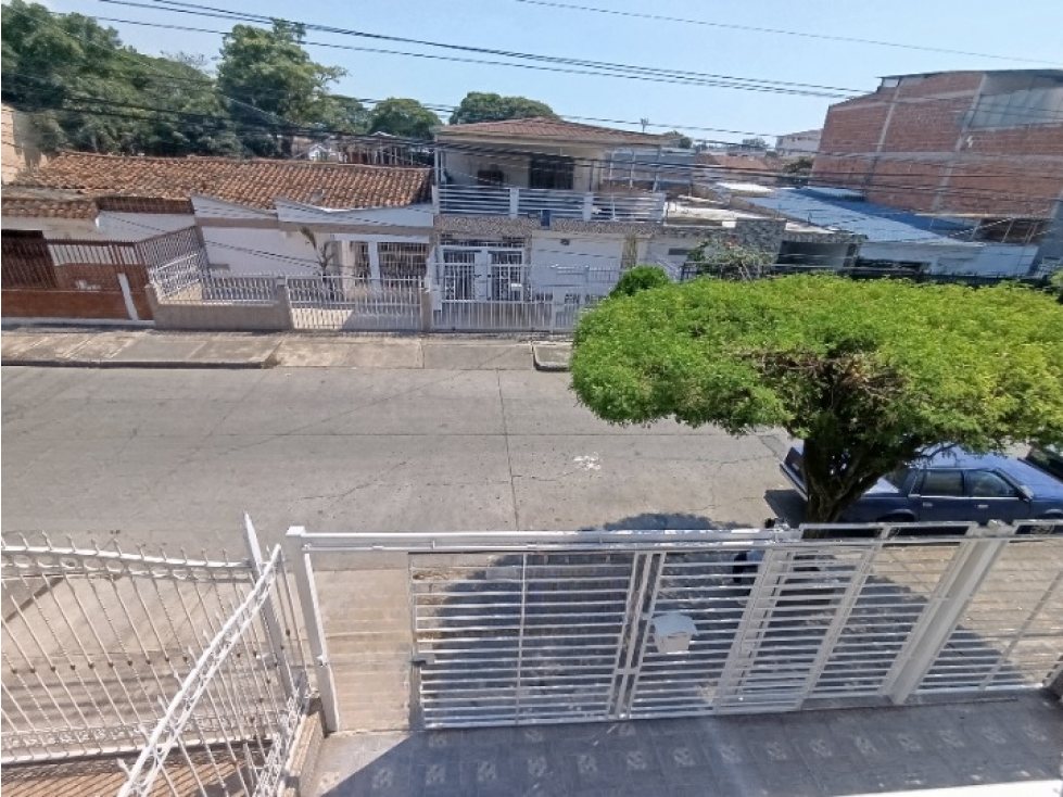 CASA EN VENTA CON APARTAMENTO INDEPENDIENTE PRADOS DEL NORTE — foto 3