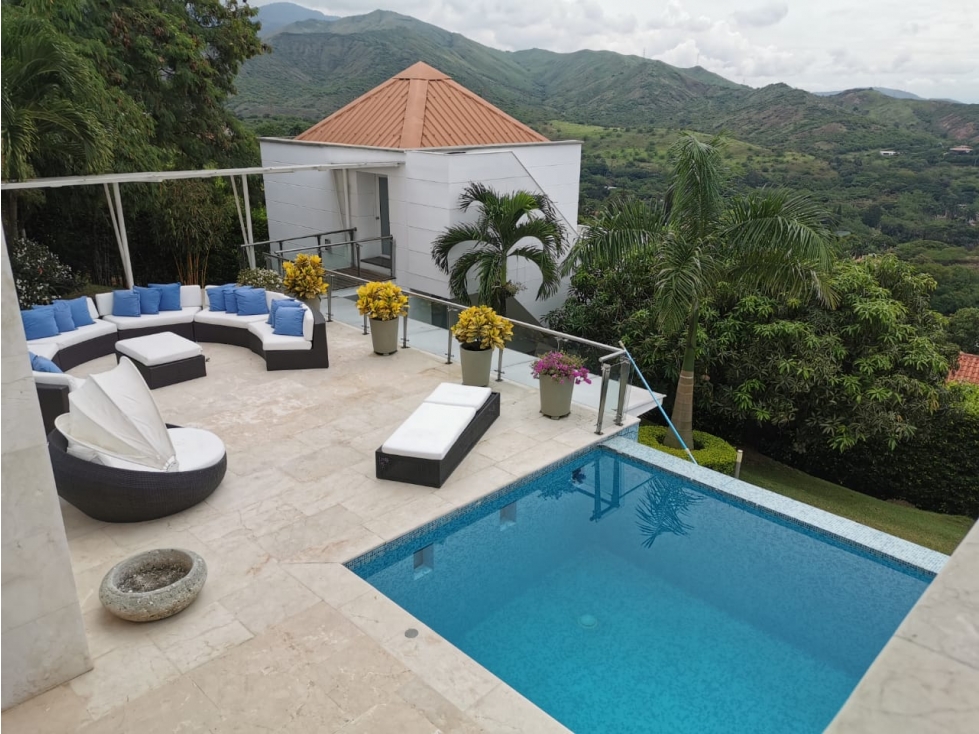 CASA CAMPESTRE EN PARCELACION DAPA BAJO
