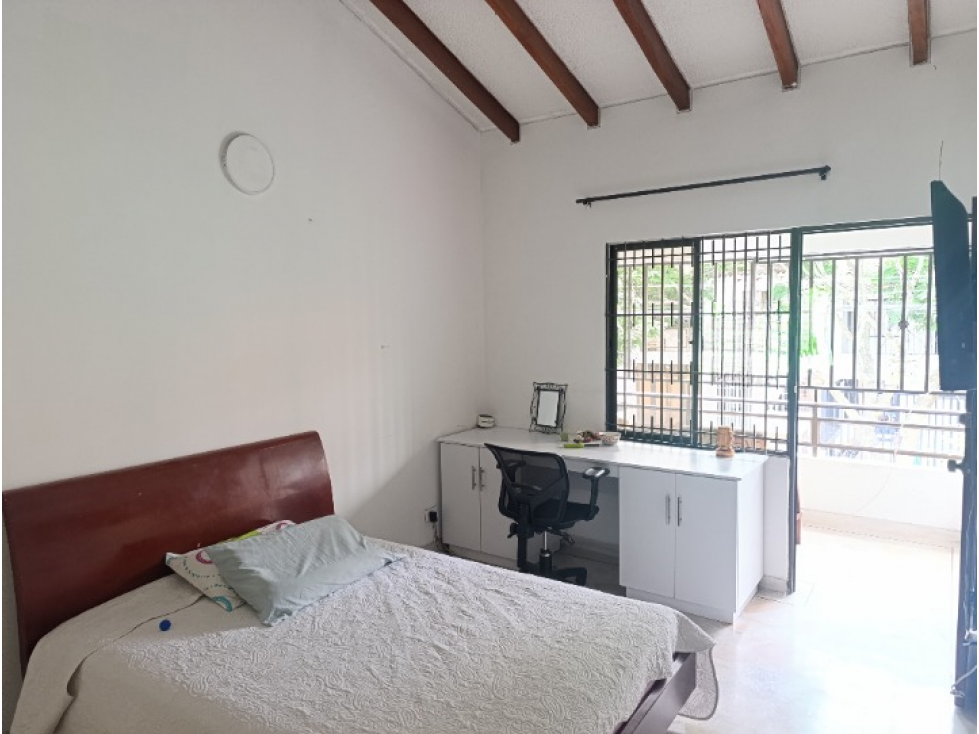 CASA EN VENTA LA FLORA 2 NIVELES NORTE CALI