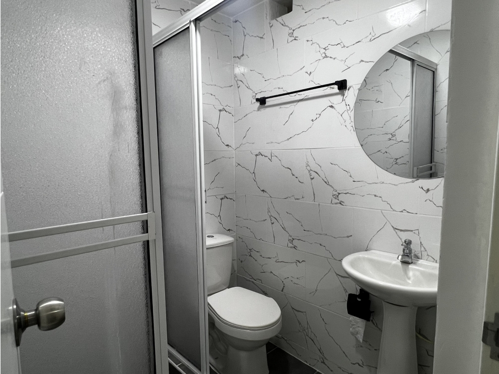 APARTAMENTO EN VENTA ALCAZARES CALI NORTE 2 PISO 50M2 — foto 4