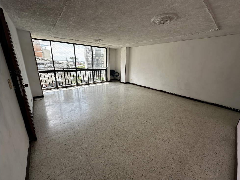 APARTAMENTO EN ALQUILER VERSALLES 100M2 - 7P - CALI