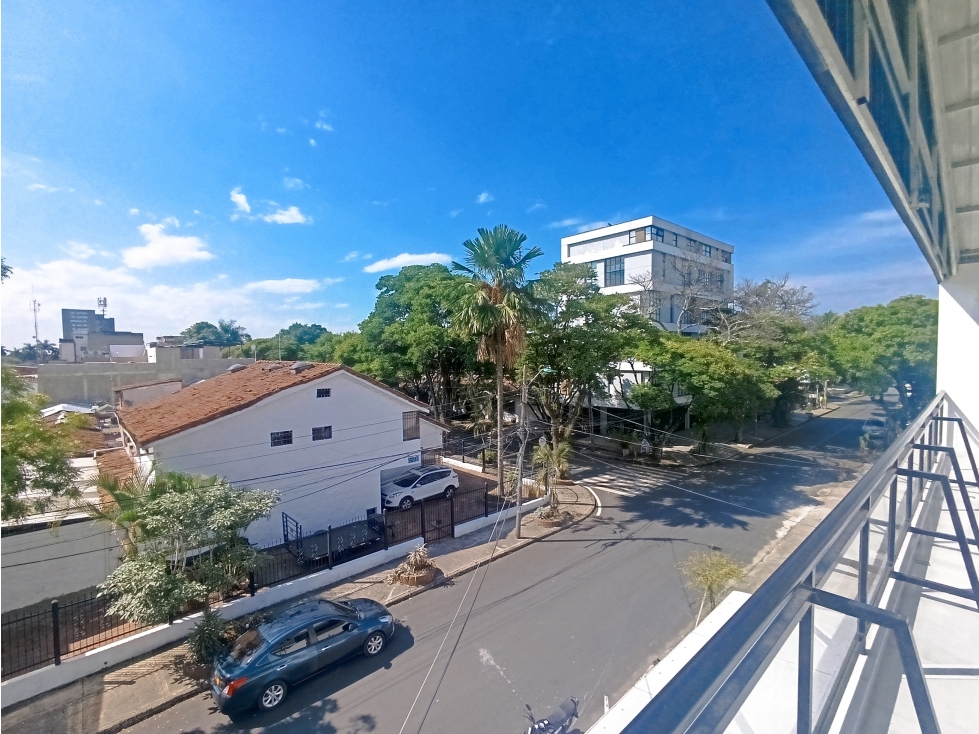 CASA REMODELADA EN VENTA LA FLORA NORTE DE CALI