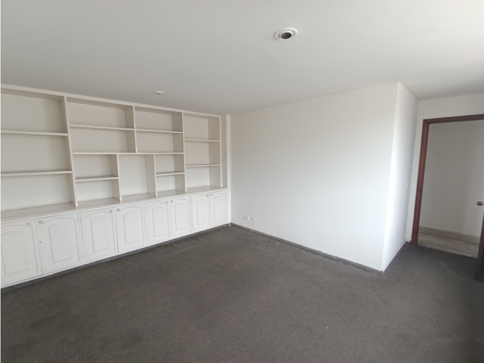 CASA ESQUINERA EN VENTA PRADOS DEL NORTE- RESIDENCIA O EMPRESA — foto 6