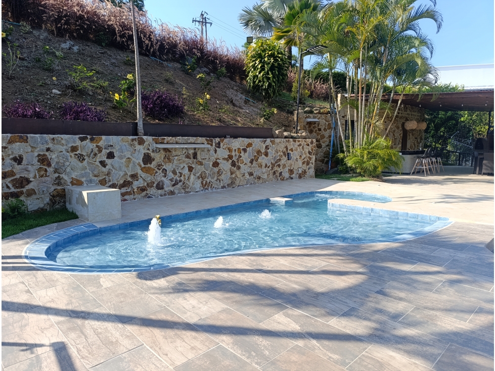 CASA LUXURY EN PARCELACION DAPA 2.130M2 — foto 3