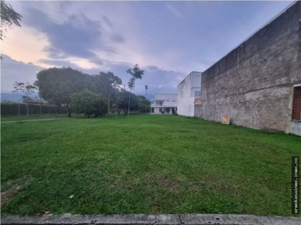 VENTA LOTE ESQUINERO SENDERO DE LAS MERCEDES JAMUNDI - 2