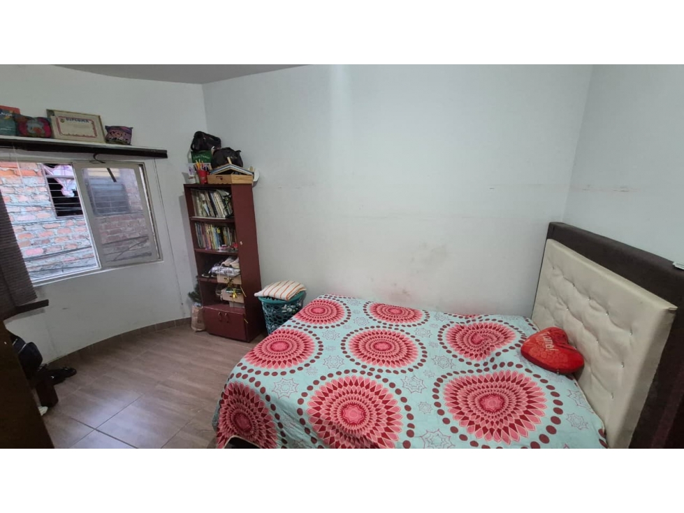 VENTA CASA DE 3 PISOS CON PLANCHA EN EL VERGEL A 2 CASAS DE LA CRA 39 — foto 6
