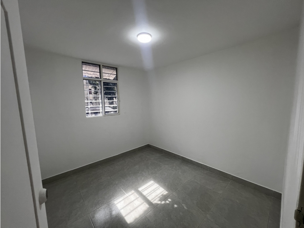 APARTAMENTO EN VENTA ALCAZARES CALI NORTE 2 PISO 50M2 — foto 5