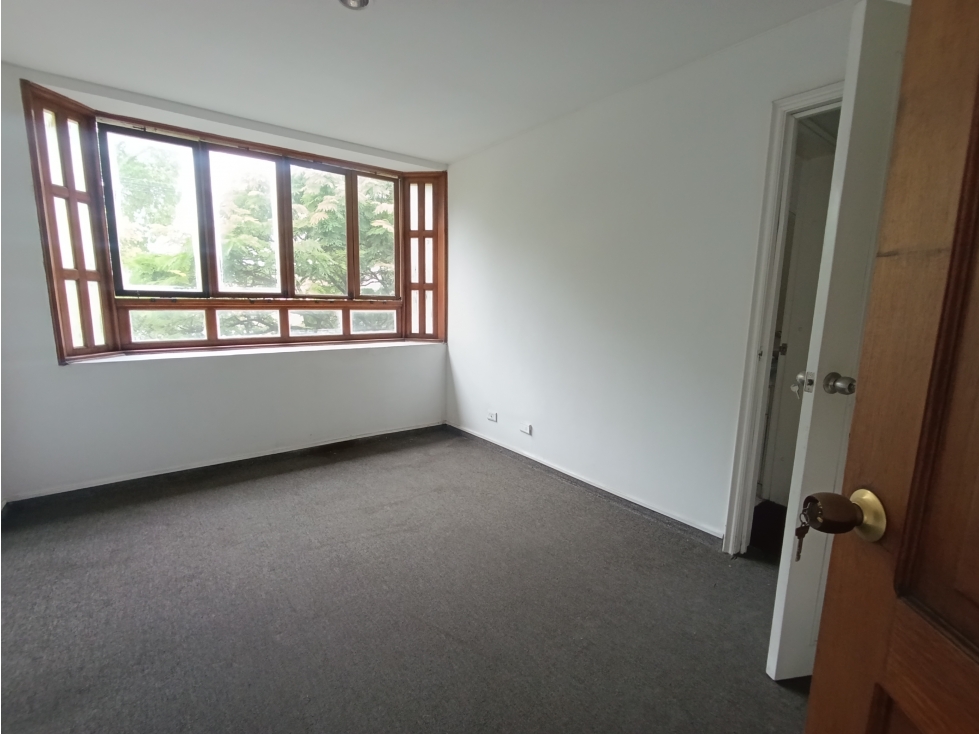 CASA ESQUINERA EN VENTA PRADOS DEL NORTE- RESIDENCIA O EMPRESA — foto 5