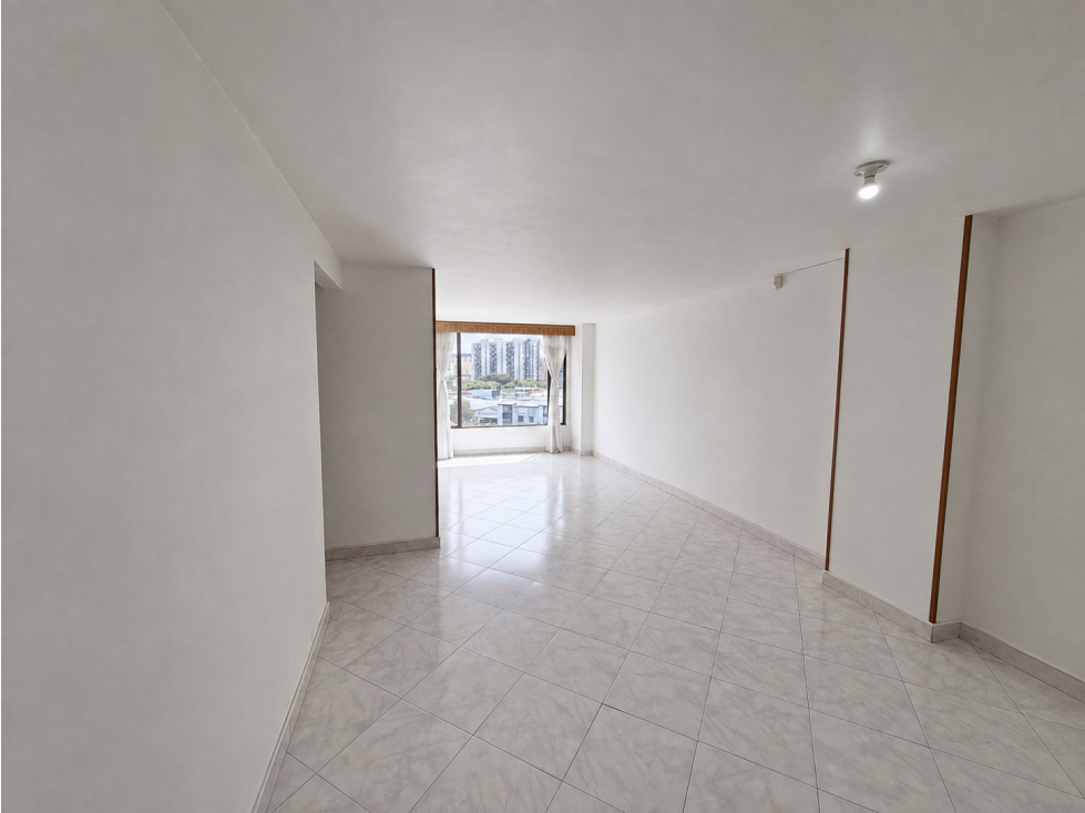 Arriendo Inmueble cerca al Centro Comercial Santa Fé