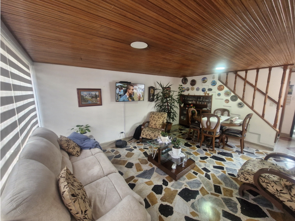 Espectacular apartamento de dos niveles en el barrio Quirigua — foto 3