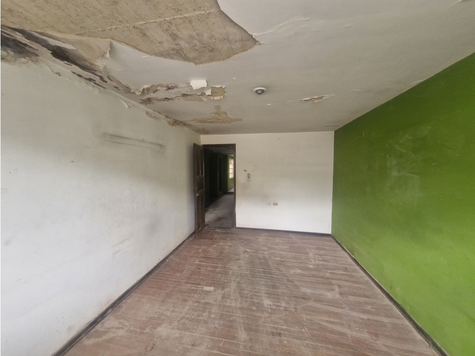 Casa para remodelar en 12 de octubre — foto 2