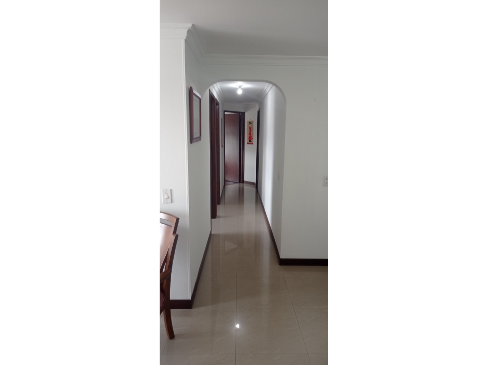 Lindo y amplio Apartamento en La Uribe — foto 3