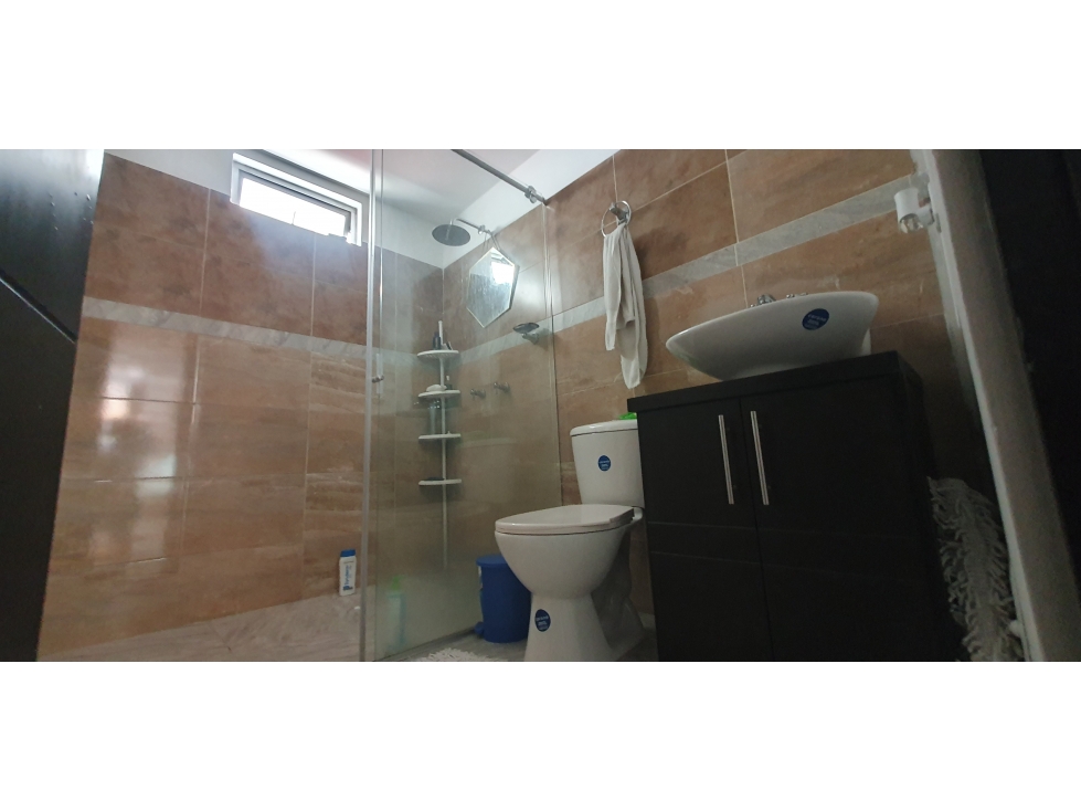 Vendo Casa Mosquera con sistema panel solar - 5