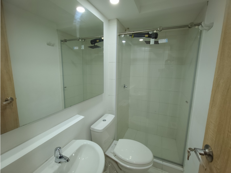 Excelente Apartamento en la Calle 161 con 7a — foto 5