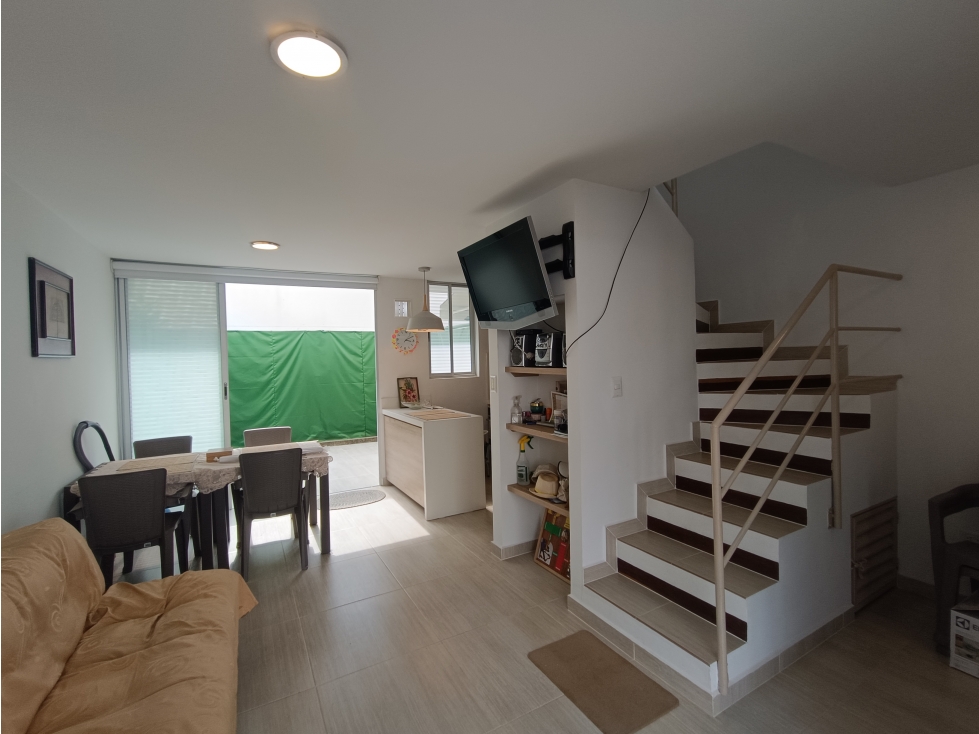 Casa en La Mesa - Conjunto El Refugio - 2