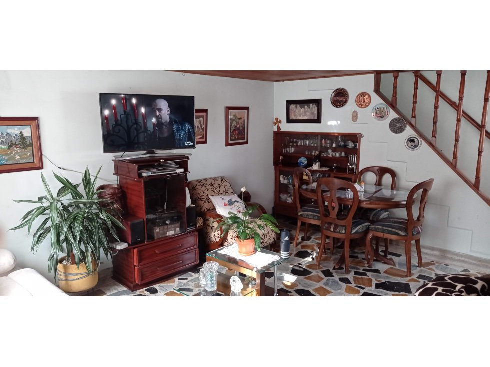 Espectacular apartamento de dos niveles en el barrio Quirigua
