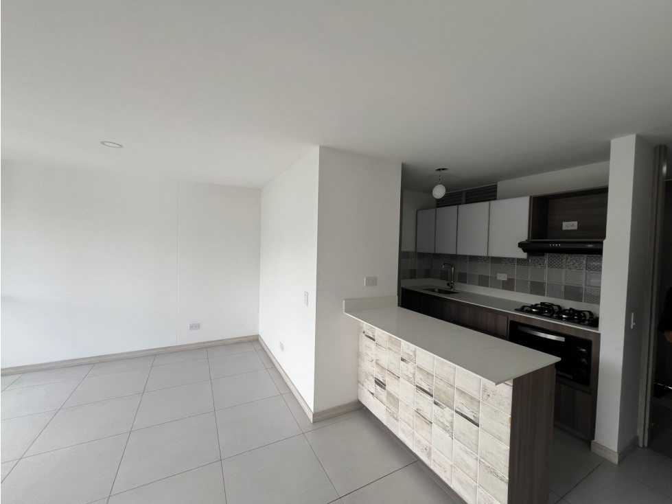 Venta excelente apartamento cerca a cc San Diego Poblado