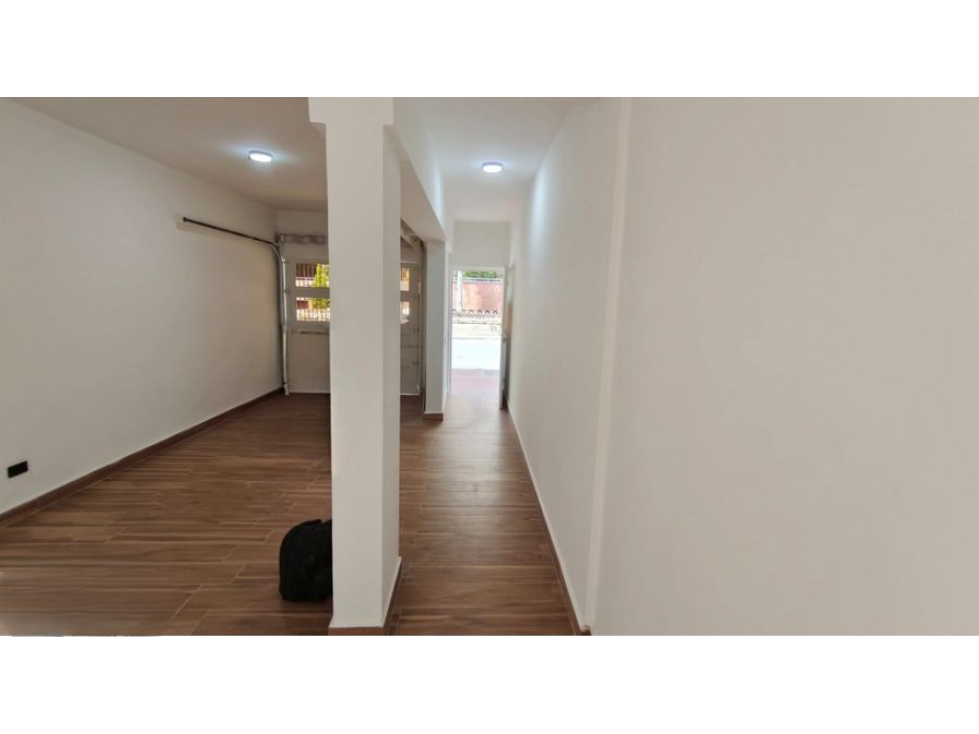 Apartamento tipo casa en venta Laureles Santa Teresita — foto 5