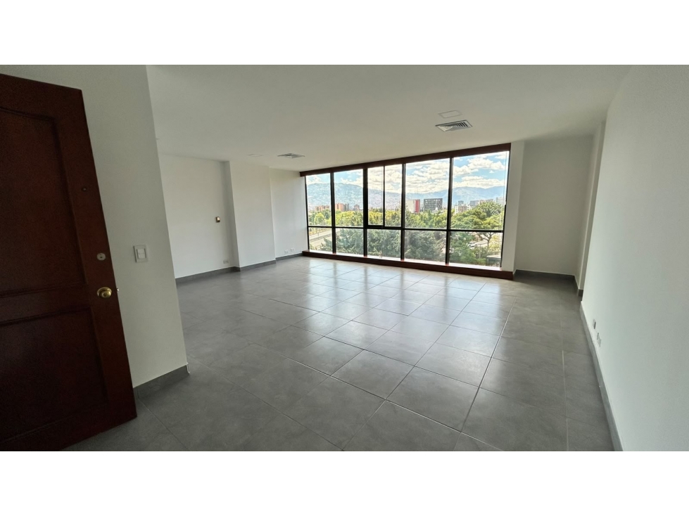 OFICINA EN VENTA AGUACATALA POBLADO