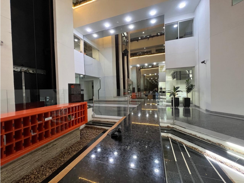 Venta Oficina Local gran ubicación AV poblado cerca Aguacatala — foto 3