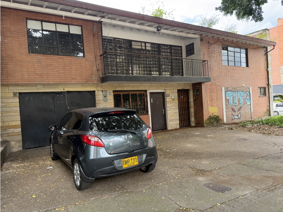 Venta Casa Lote Esquinera cerca av 80 Medellín Calasanz ALTA MIXTURA — foto 5
