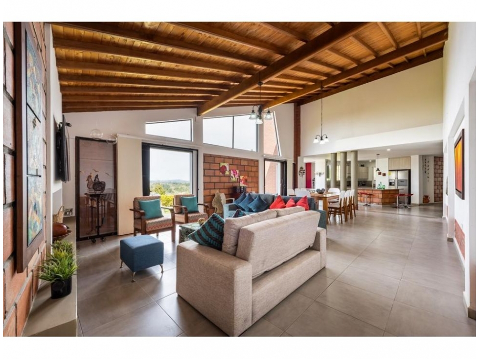 Venta casa amoblada Rionegro - Guarne cerca al aeropuerto