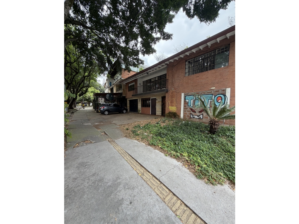 Venta Casa Lote Esquinera cerca av 80 Medellín Calasanz ALTA MIXTURA — foto 3