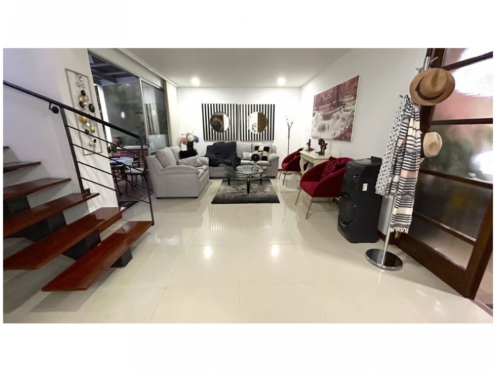 Casa en venta en excelente urbanización sector benedictinos — foto 2
