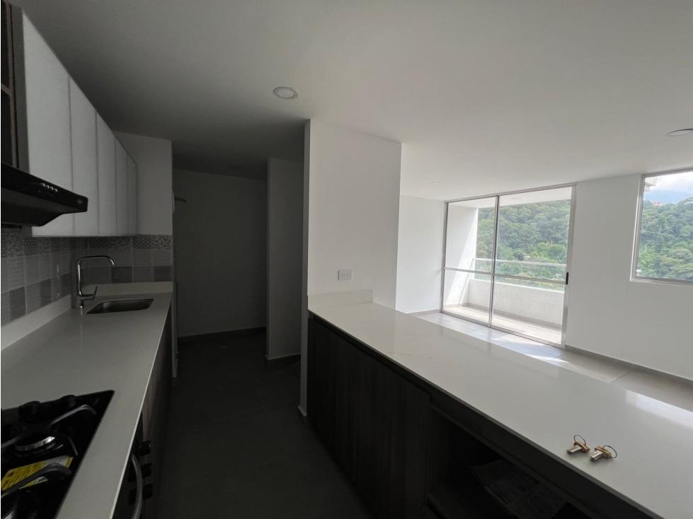 Venta apartamento cerca a San Diego excelente ubicacion Poblado — foto 6