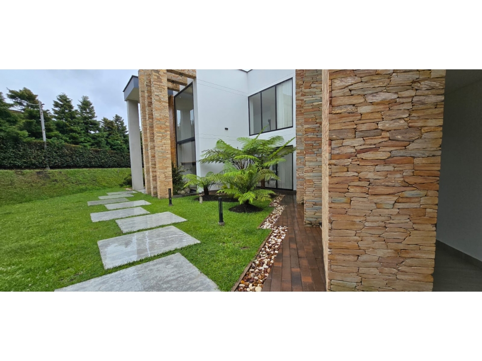 Venta hermosa casa en EL RETIRO — foto 4
