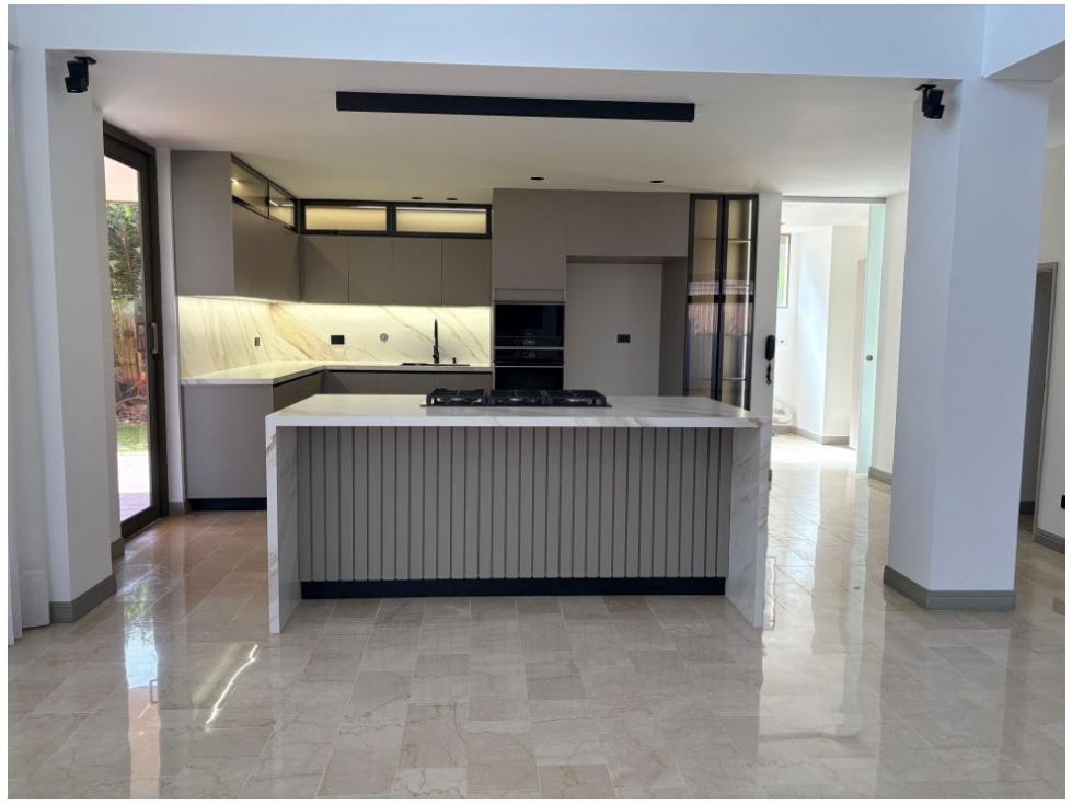 VENTA CASA MODERNA SECTOR LA CALERA POBLADO CERCA TESORO — foto 5