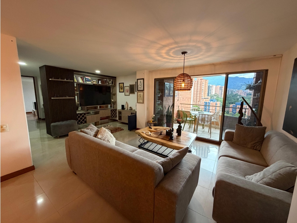 Venta apartamento Poblado entre el Campestre La Frontera Cerca al mall