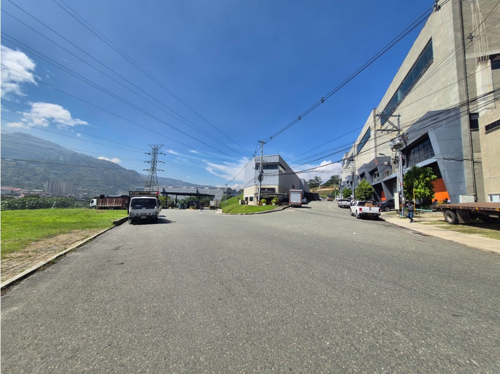 VENTA BODEGA EN COPACABANA - 3
