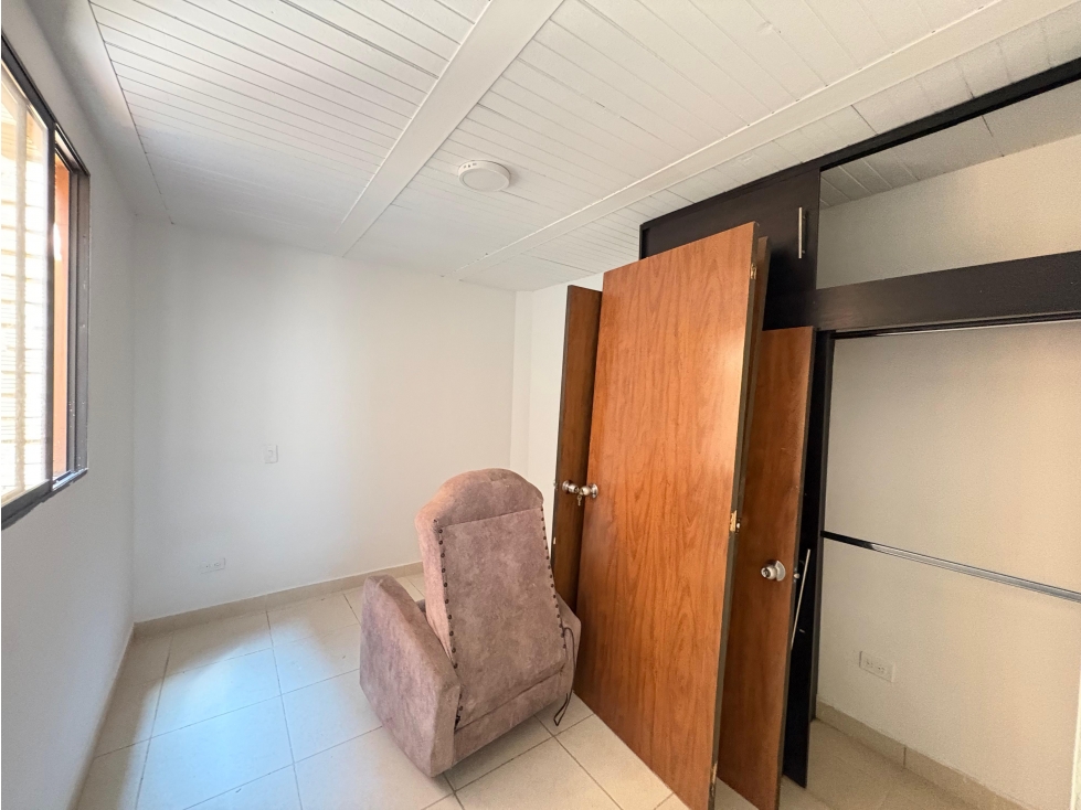 ARRIENDO CASA - LAURELES. — foto 6