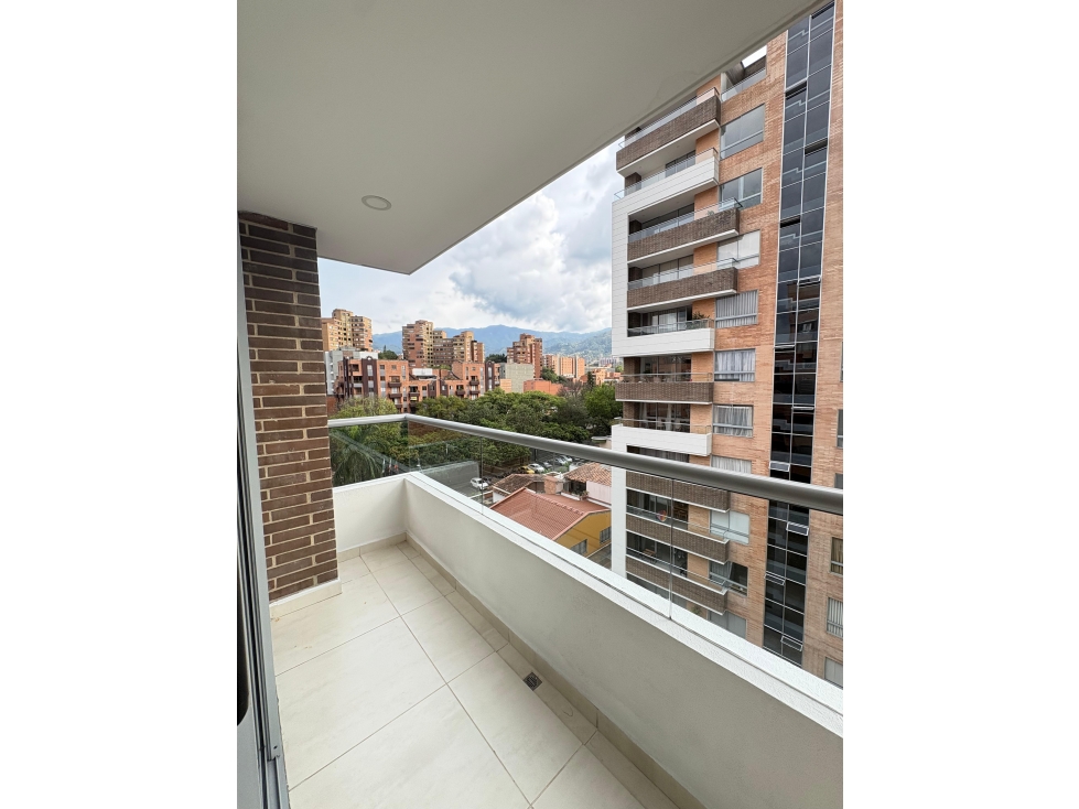 ARRIENDO APARTAMENTO, CC VIVA ENVIGADO — foto 2