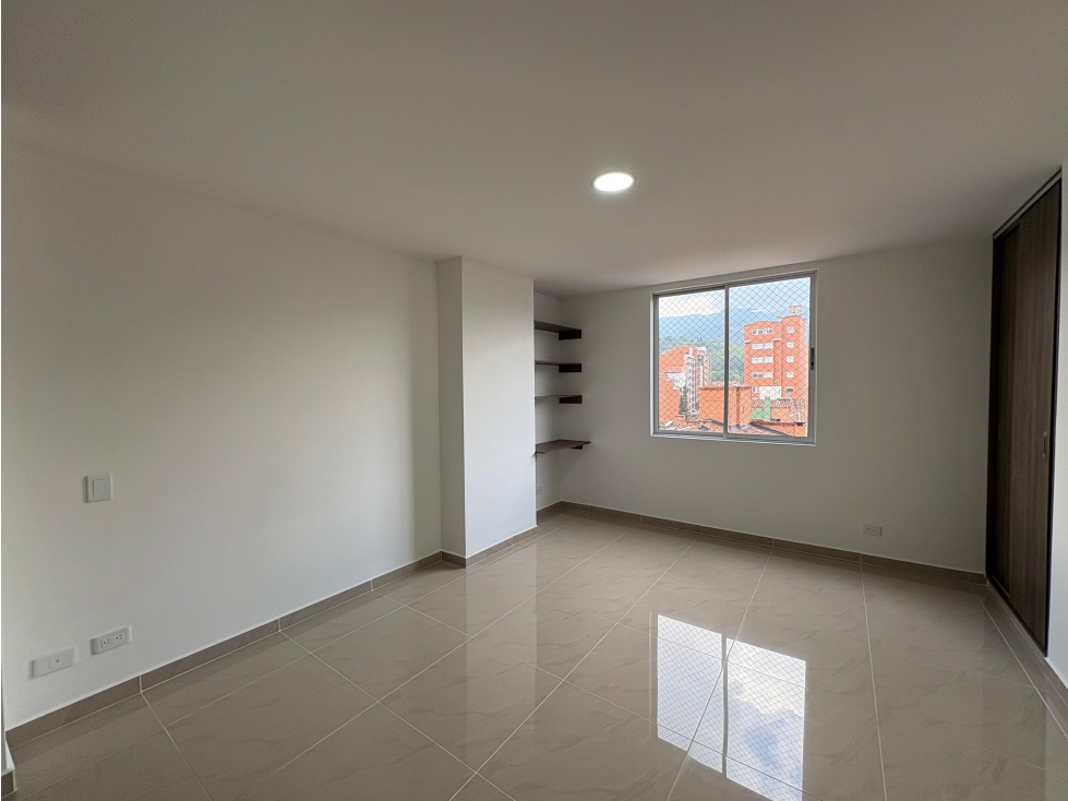ARRIENDO APARTAMETO, CASTELLANA — foto 3