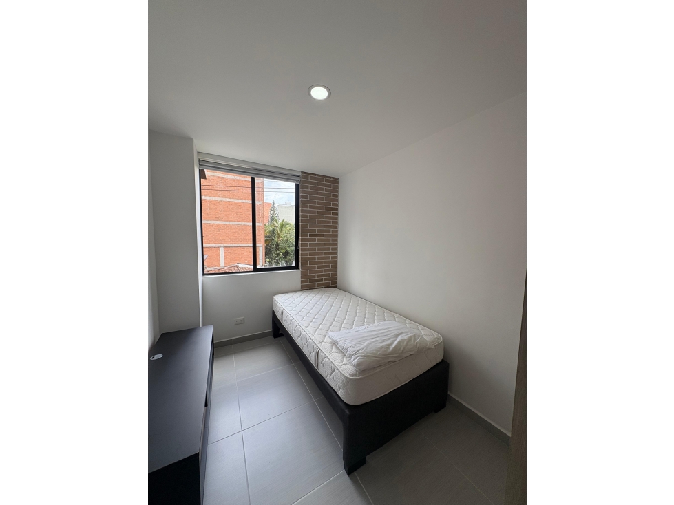 ARRIENDO APARTAMENTO, CASTELLANA — foto 3