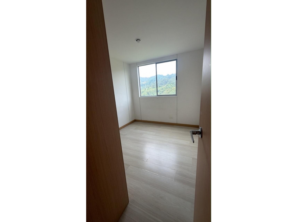 VENTA APARTAMENTO - SABANETA. — foto 4