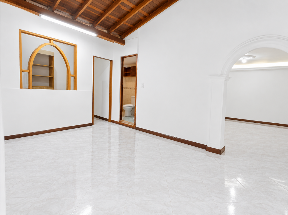 ARRIENDO CASA - BELLO TOSCANA